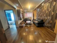 Aprtament decomandat 3 camere de vanzare 