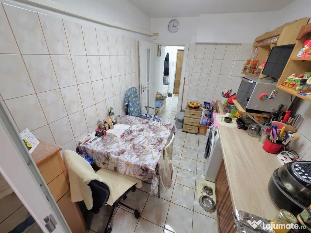2 camere decomandat- etaj 2- 77mp- ultracentral - Ramada