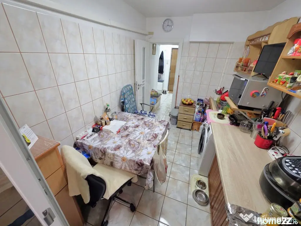 2 camere decomandat- etaj 2- 77mp- ultracentral - Ramada - Craiova (Dolj)