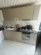 Casa/Vila cu 8 camere, 4 bai - Zarnesti 