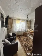Casa/Vila cu 8 camere, 4 bai - Zarnesti 