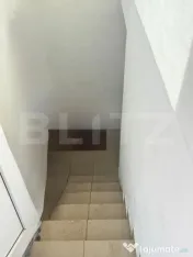 Casa/Vila cu 8 camere, 4 bai - Zarnesti 