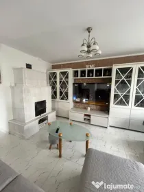 Casa/Vila cu 8 camere, 4 bai - Zarnesti