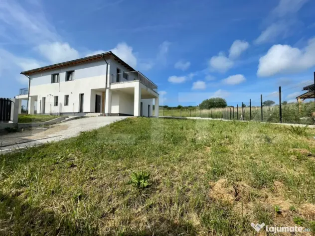 Oportunitate! Casa duplex în Corusu – 121 mp utili | 160.