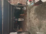 Vând ușă garaj basculanta manual 