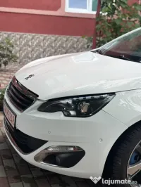 Vând Peugeot 308, an 2014, 1.6 Benzină 