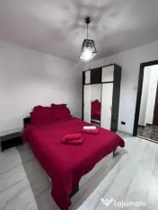 Apartament 3 camere,etaj 1,zona Alexandru Cel Bun-Minerva;impecabil