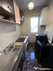Apartament 3 camere,etaj 1,zona Alexandru Cel Bun-Minerva;impecabil