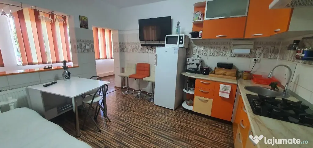 Vând casă din bolțari pe cadre din beton Tudor Vladimirescu