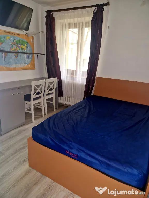 Inchiriez apartament