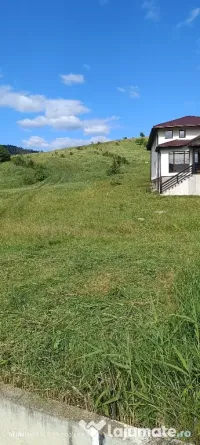 loc de vânzare 