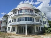 De Vânzare Clădire de Birouri 1.769 mp cu Teren 3.728 mp DN4 
