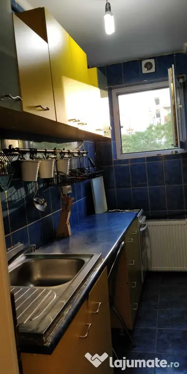 Tineretului etaj 2 decomandat