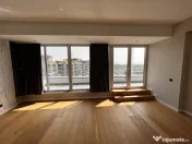 Apartament spatios cu 3 terase 