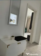 Apartament 2 camere, decomandat - zona Avantgarden 