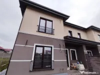 Duplex 5 camere - bucatarie separata - toate utilitatile
