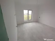 Duplex 5 camere - bucatarie separata - toate utilitatile 