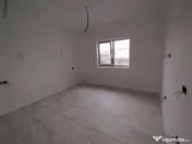 Duplex 5 camere - bucatarie separata - toate utilitatile 