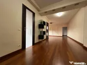 Apartament 6 Camere l Spatios l Sisesti 