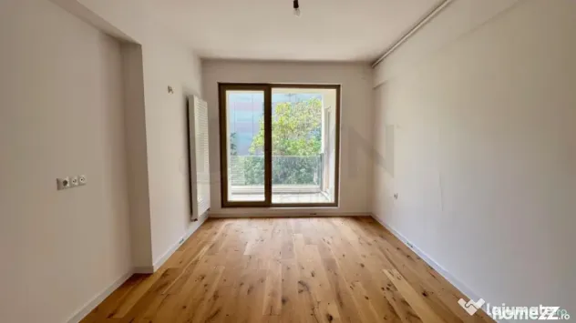 Penthouse 4 camere cu acces lift in apartament Iancului -...