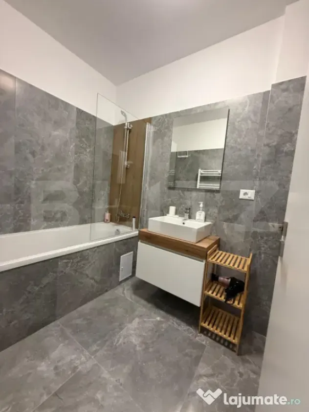 Apartament decomandat, parcare, etaj 2, incalzire pardoseala