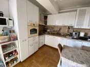 Apartament 3 camere in complex securizat 