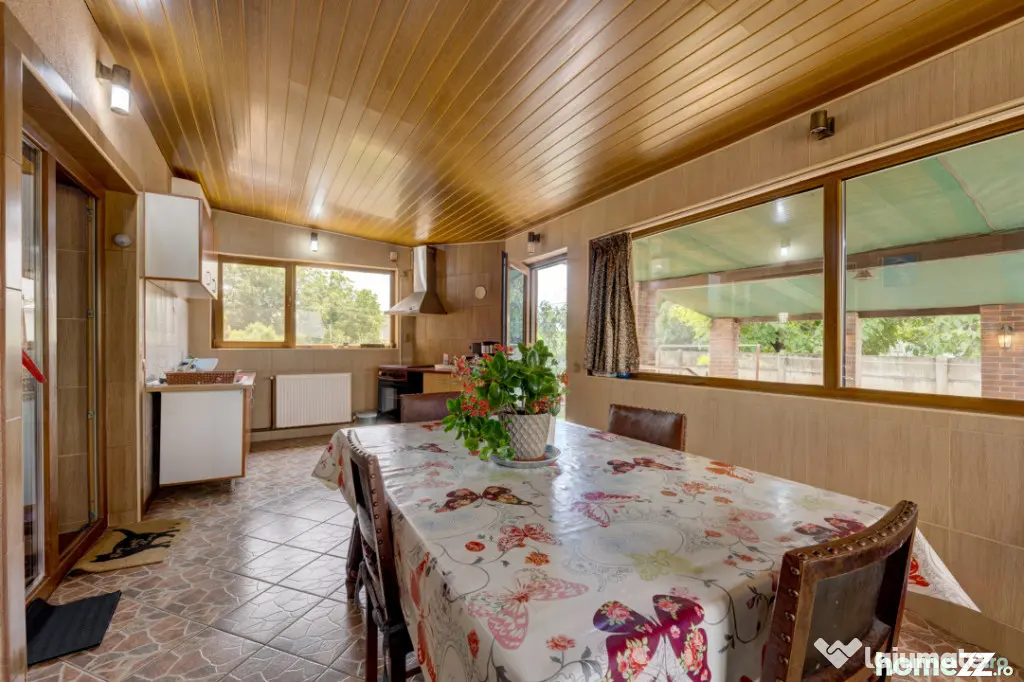 Afumați – Trandafirului, casă cărămidă 6 camere, tere - Afumati (Bucuresti-Ilfov)