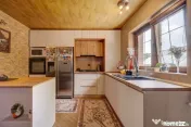 Afumați – Trandafirului, casă cărămidă 6 camere, tere