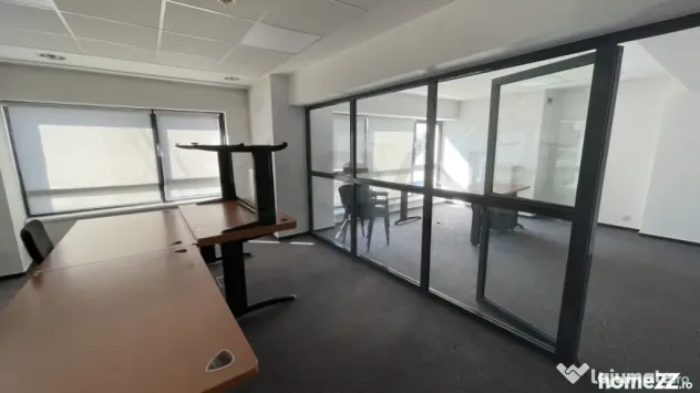 Piata Unirii - Cladire S P si 9 etaje 3560mp pretabil bir...