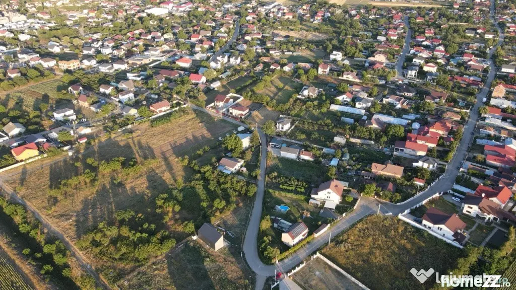 Teren intravilan Tamasi - Corbeanca 922 mp - toate utilit... - Tamasi (Bucuresti-Ilfov)
