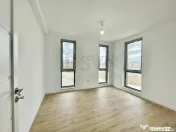 Casa cu 5 camere tip duplex