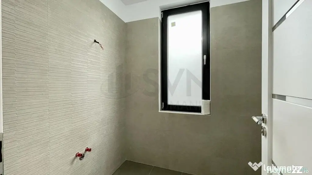 Casa cu 5 camere tip duplex