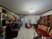 Apartament 2 camere, 51mp, balcon, parcare, zona Sub Cetate