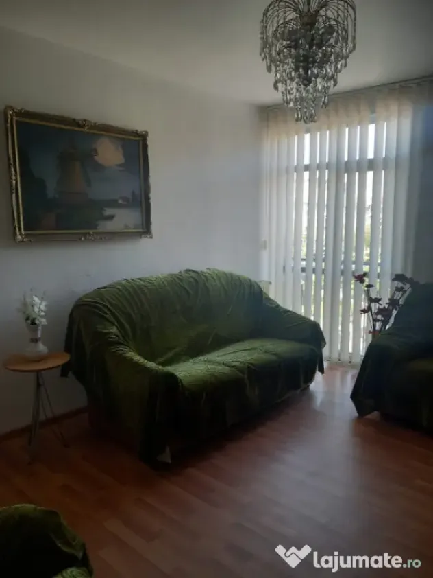 Apartament 3 camere | 75 mp | Piața Victoriei | Etaj 2 | Se
