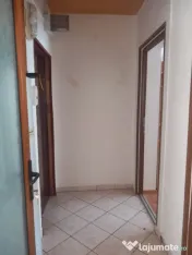 Apartament 3 camere | 75 mp | Piața Victoriei | Etaj 2 | Se