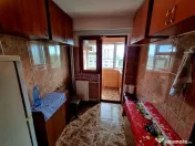 Gara mangaliei-apartament 2 camere decomandat 52 mp 