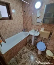 Gara mangaliei-apartament 2 camere decomandat 52 mp 