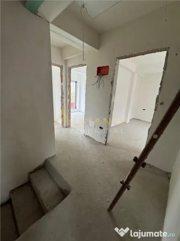 Casa Tip Duplex P 1 pod 4camere 3 bai Popesti Leordeni/ Th.