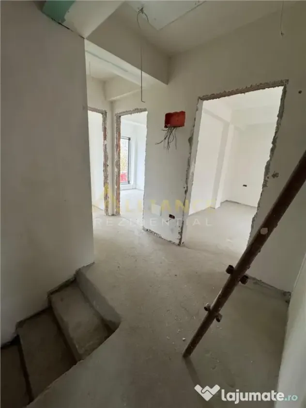 Casa Tip Duplex P 1 pod 4camere 3 bai Popesti Leordeni/ Th.