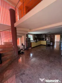 Casă P+1+2+M, 360 mp, 7 camere, 4 băi, granit interior/ext