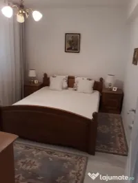 De vanzare apartament cu 2 camere in Stei