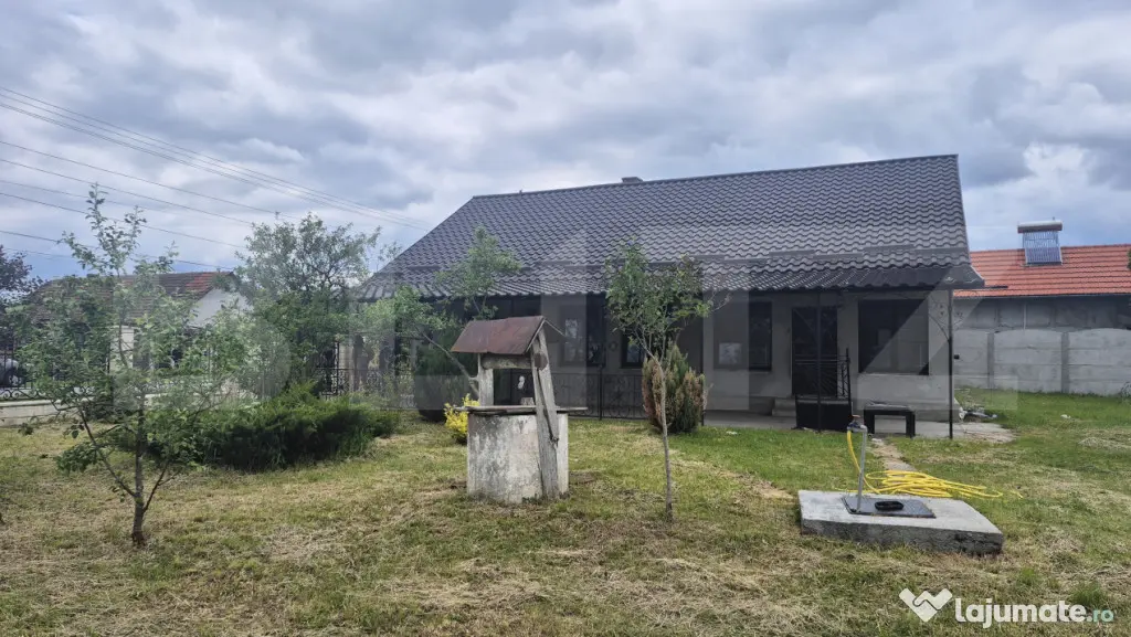 Casa de vanzare, 120 mp, teren 2918 mp, in Doba