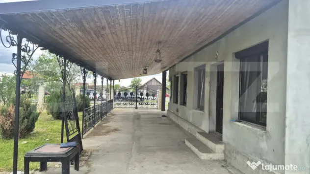 Casa de vanzare, 120 mp, teren 2918 mp, in Doba