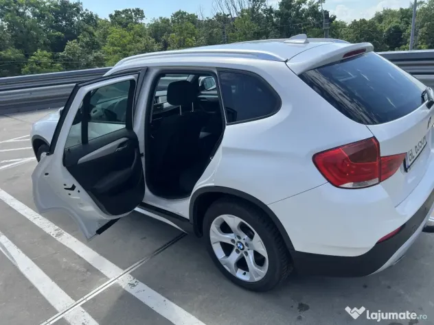 BMW X1 X-Line xDrive 4x4 12 2011 2.0d 143 CP ,Alb Perlat