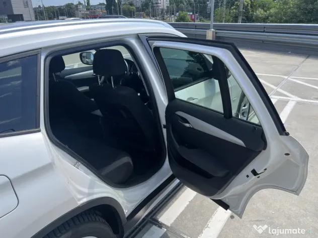 BMW X1 X-Line xDrive 4x4 12 2011 2.0d 143 CP ,Alb Perlat