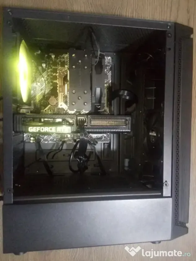Unitate PC AMD Ryzen 7 3700X 32GB DDR4 3200MHz RTX 3060 12GB GDDR6 1TB SSD M.2
