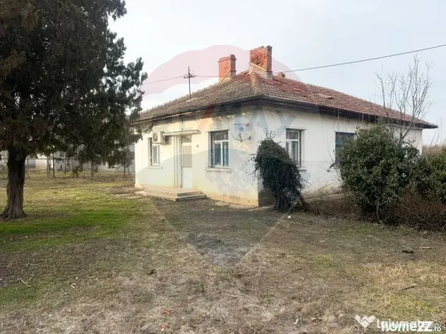 Comision 0%! Casa / Spațiu comercial + teren 972 mp