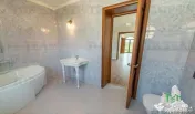 Casa de inchiriat in zona Sisesti 