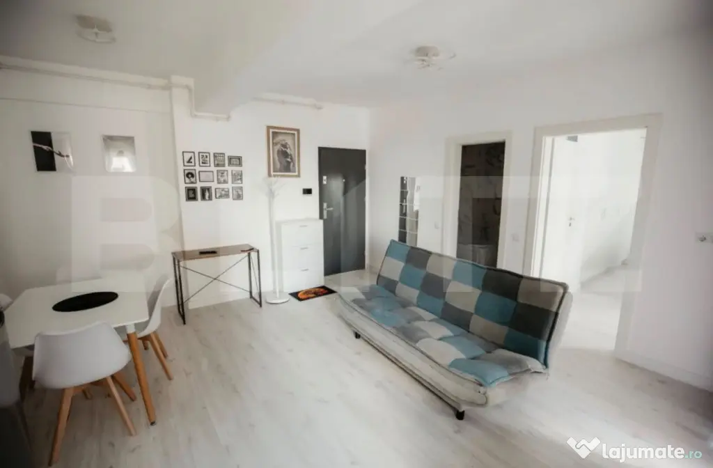 Apartament 2 camere Panoramic + loc de parcare