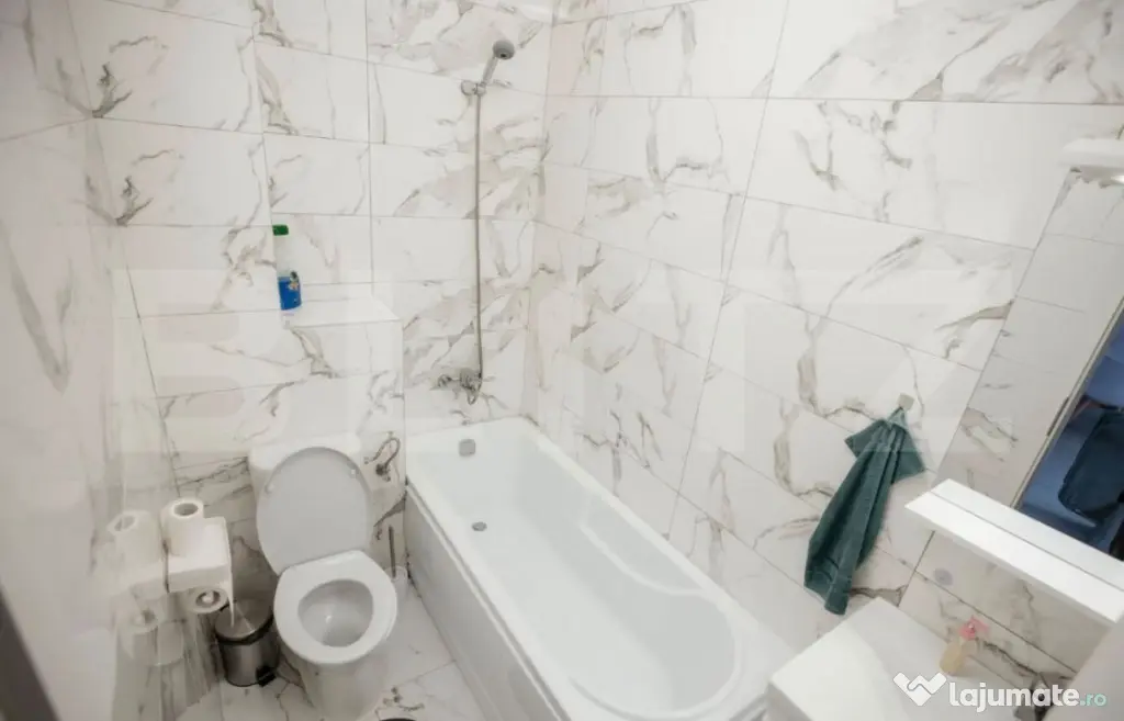 Apartament 2 camere Panoramic + loc de parcare